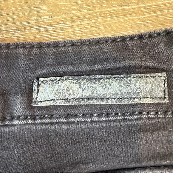 Wit & Wisdom pressed black denim skinny jeans, size 6 - Picture 6 of 9